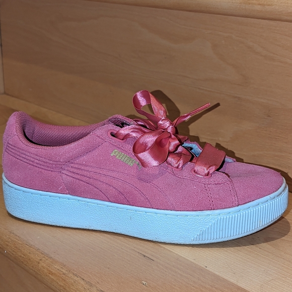 PUMA Vikky Platform Ribbon Sneakers - Picture 2 of 5
